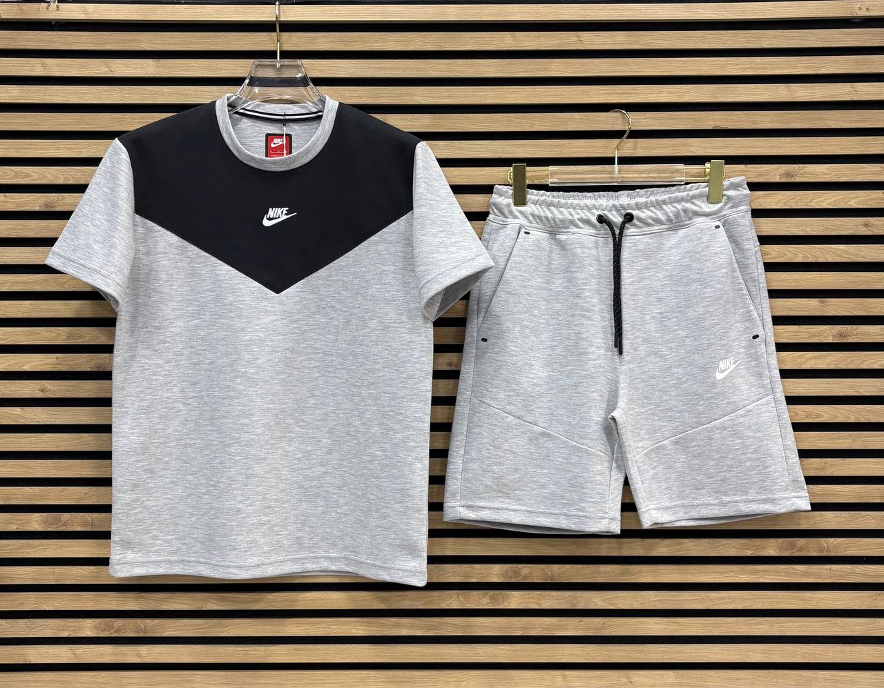NKTCH004 Мъжки Летен Екип Gray/Black