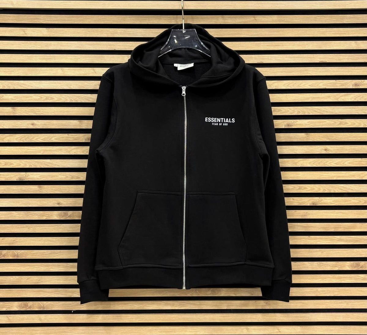 ESSTL001 Мъжки Суичър Zip-Up Black/White