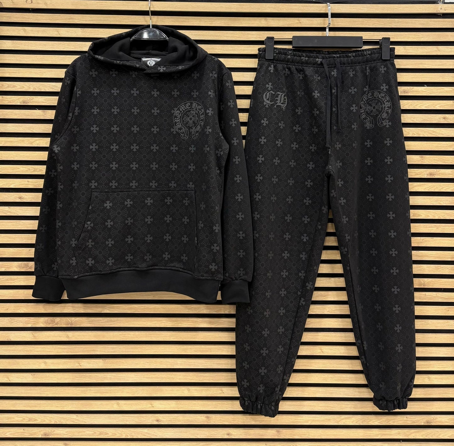 CHRHS009 Мъжки Екип