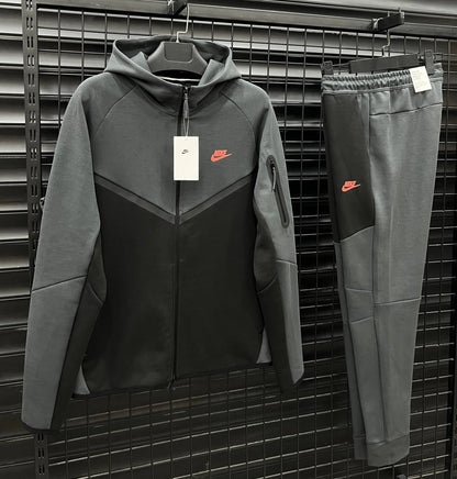 NKTCH012 Мъжки екип Black/Red
