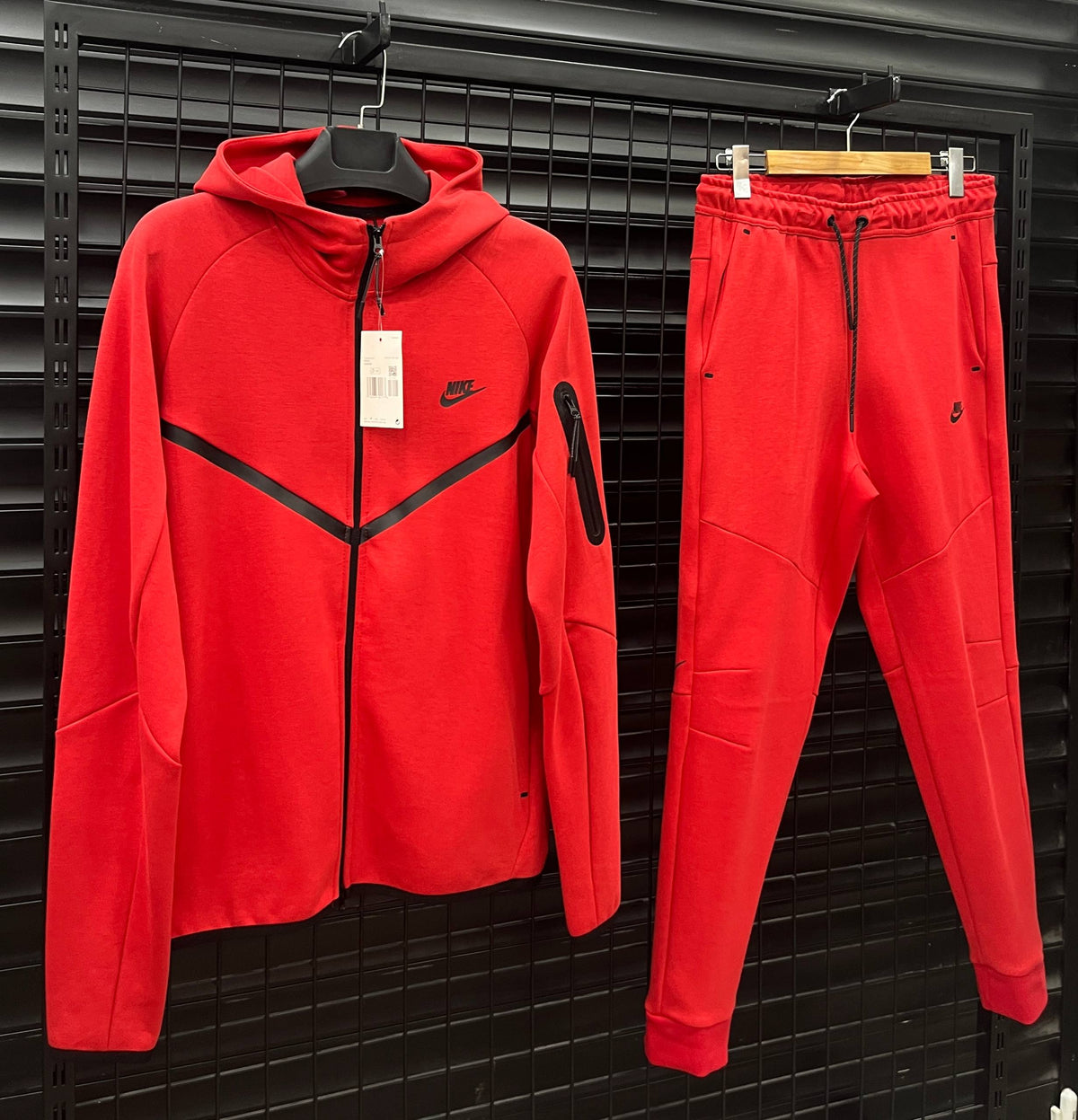 NKTCH007 Мъжки Екип Red*PREMIUM*