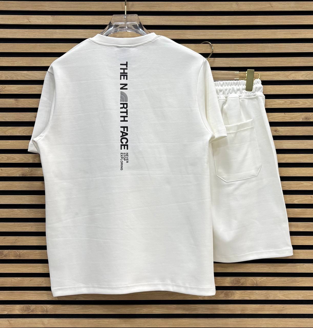 TNF002 Летен Къс Екип White