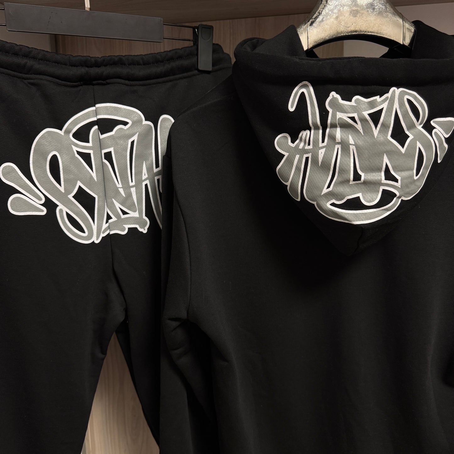 SYNWD026 Мъжки Екип Black/Gray