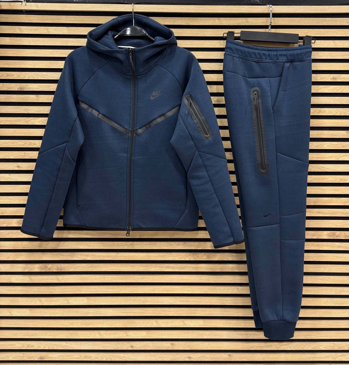 NKTCH031 Мъжки Екип Dark Blue