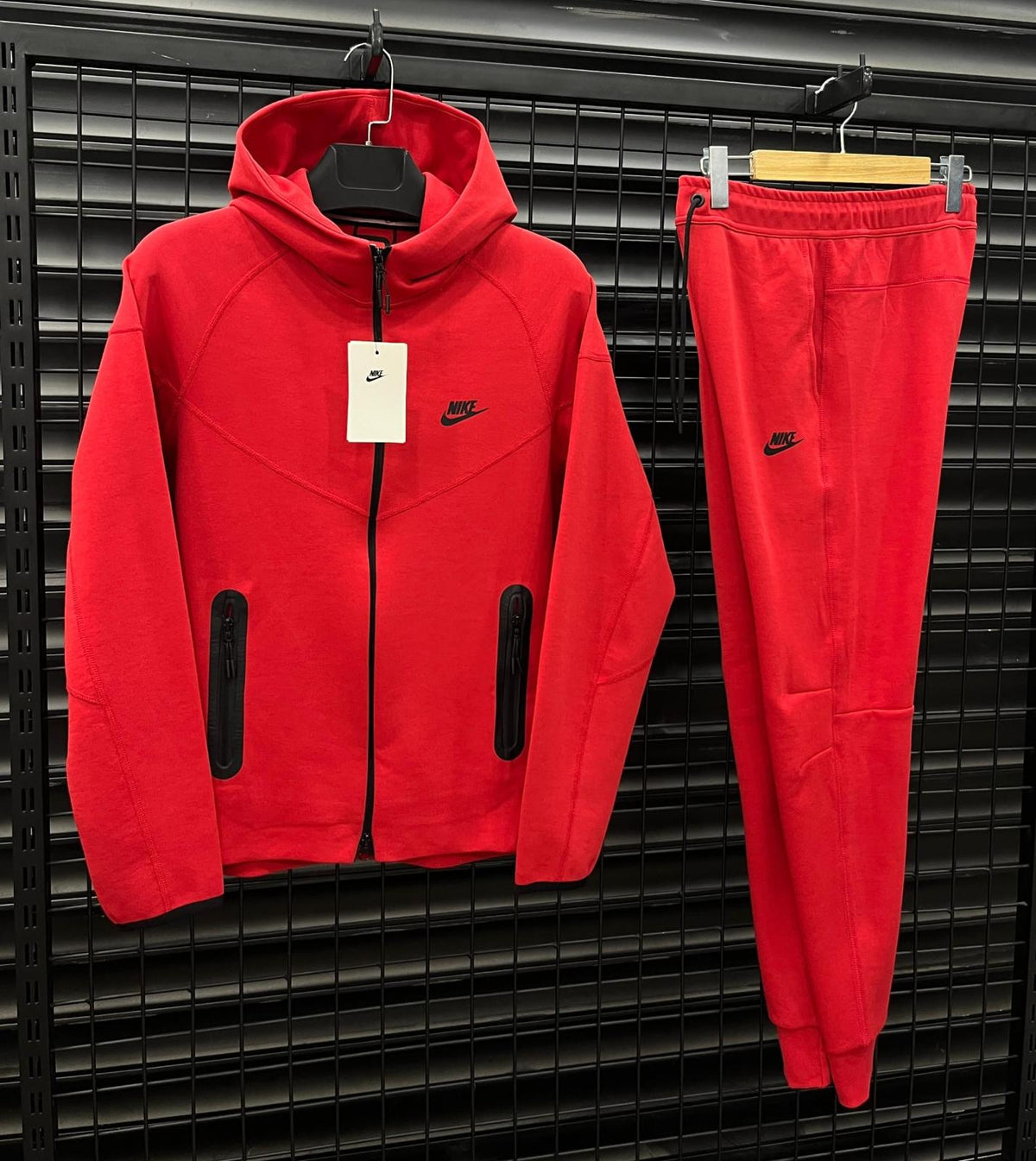 NKTCH00 Мъжки Екип Red*PREMIUM*