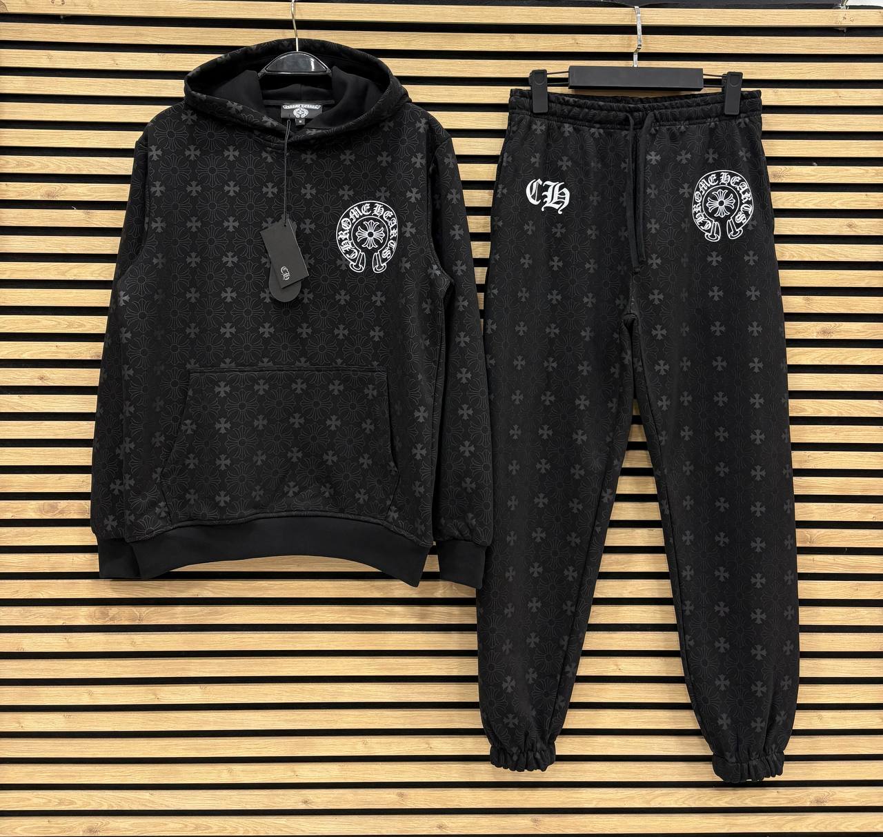 CHRHS008 Мъжки Екип