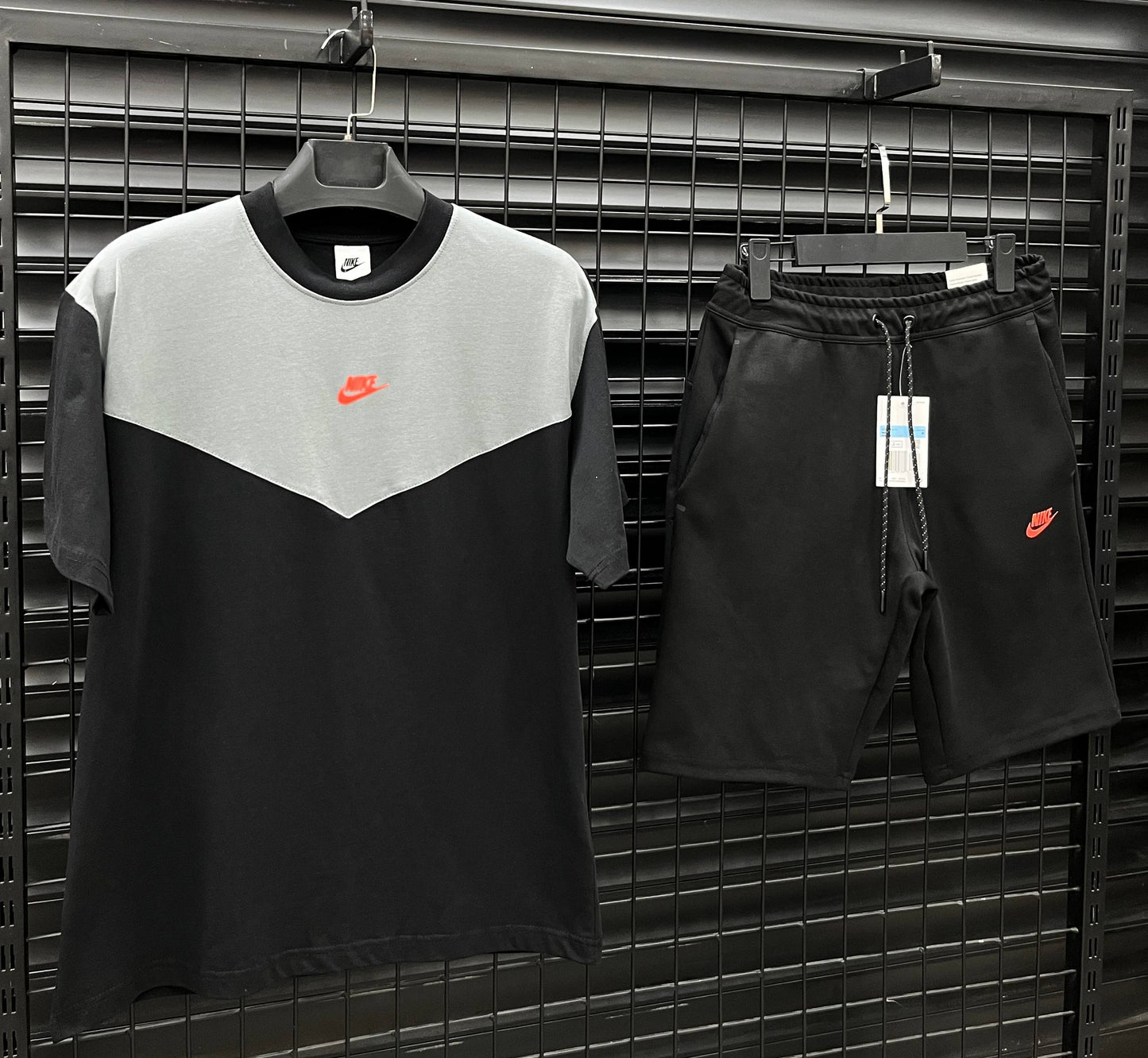 NKTCH007 Мъжки Летен Екип Black/Red